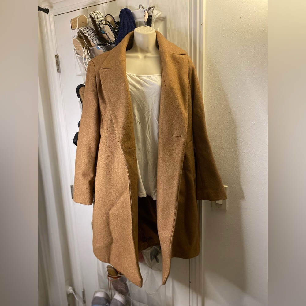 Women's Tan Coat